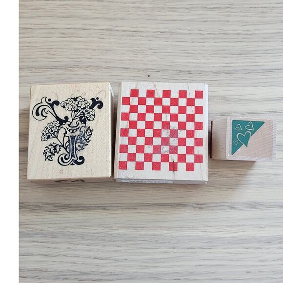 Wood Rubber Stamps Variety of Lips Kiss Hearts Love Check Background Mini Letter - Picture 6 of 7